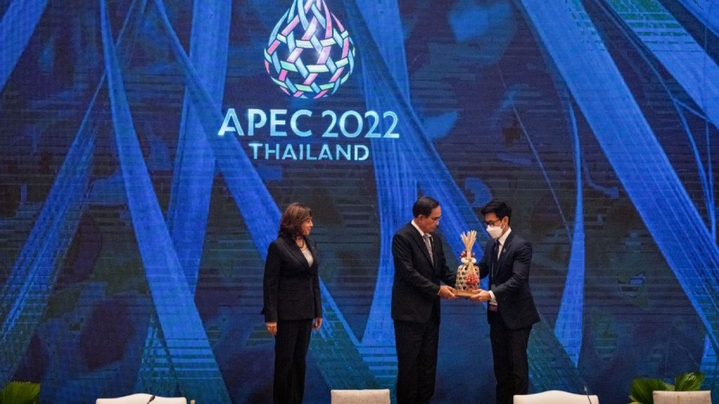 APEC: Η υπόσχεση των ηγετών να ενισχύσουν το εμπόριο