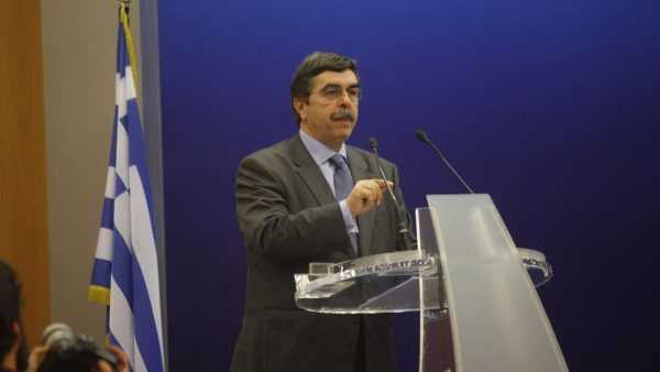 Αντώνης Σκυλλάκος: Πέθανε ο δημοσιογράφος