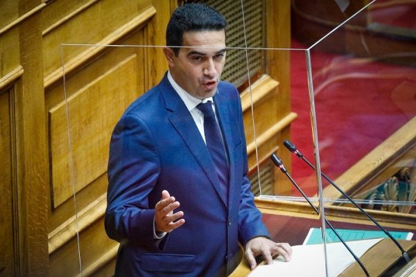 Κατρίνης: Η κυβέρνηση αφήνει τους πολίτες στο έλεος των τραπεζών και των funds