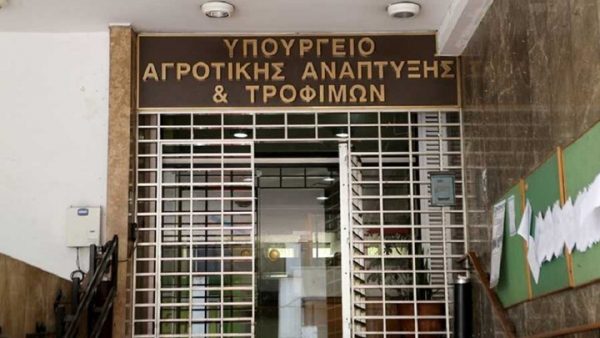 Αγρότες: Άκαρπη η συνάντηση της αντιπροσωπείας από την Καρδίτσα με τον Γεωργαντά