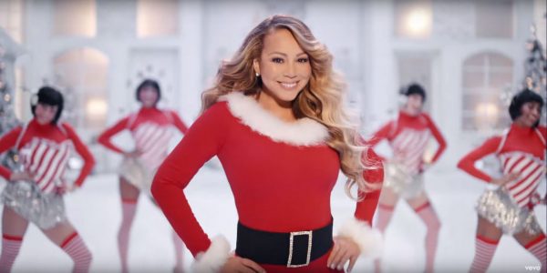 Μαράια Κάρεϊ: Πόσα κερδίζει από το «All I Want For Christmas Is You»