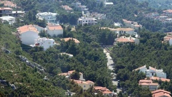 Ακίνητα: Δύο ταχυτήτων η εκτός σχεδίου δόμηση