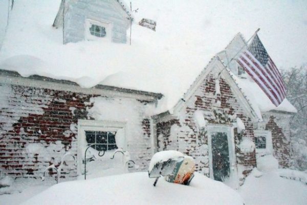 Weather: How the warm holidays in Greece relate to the “storm of the century” in the US