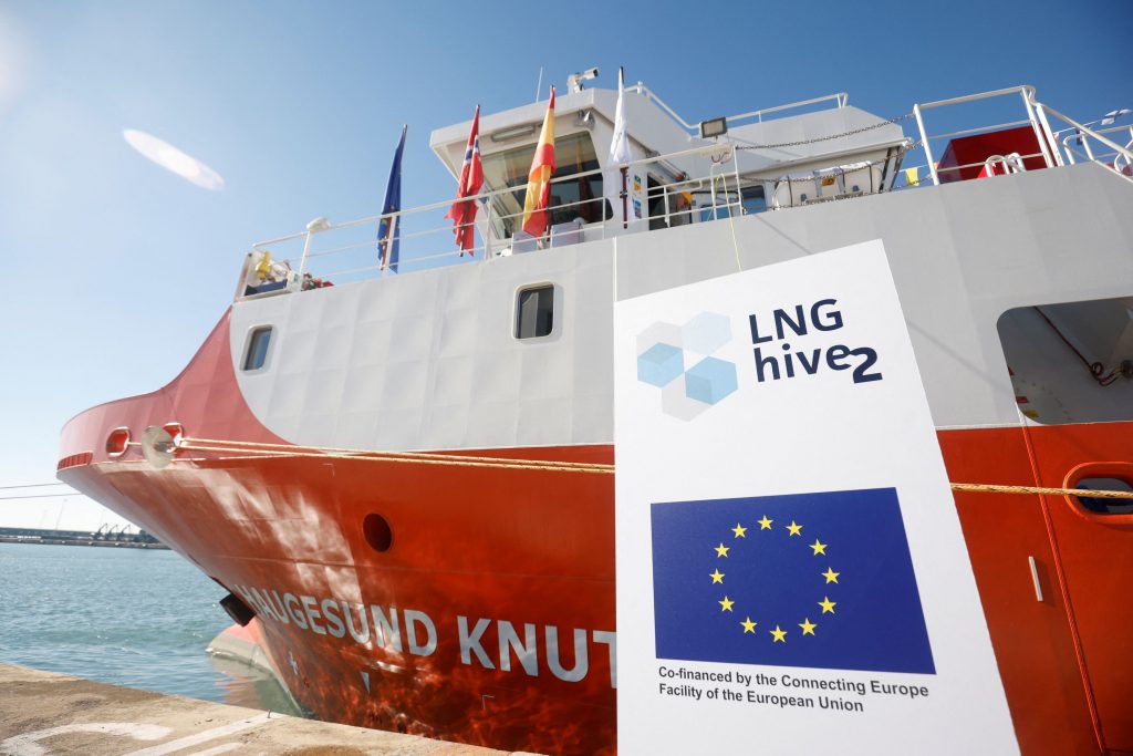 LNG: Aντιμέτωπη με έναν δαπανηρό χειμώνα η Ευρώπη