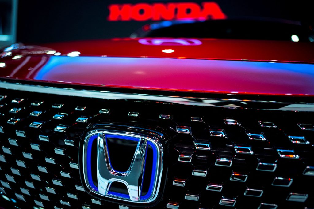 Honda: Υψηλότερα κέρδη μετά το ναυάγιο της συγχώνευσης με τη Nissan