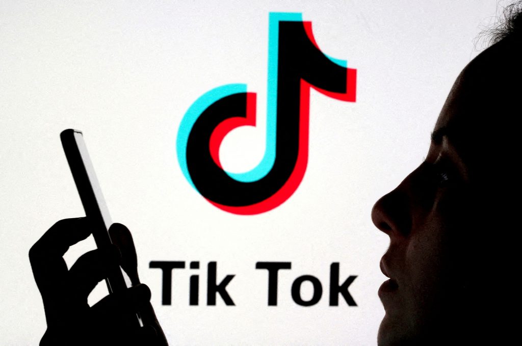 Tiktok: Η εκκλησία της Αγγλίας στη δημοφιλή εφαρμογή