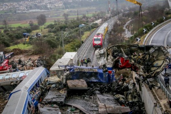 Τέμπη: Νέο βίντεο ντοκουμέντο λίγο πριν τη σύγκρουση των τρένων