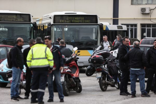 Στάση εργασίας σήμερα σε λεωφορεία και τρόλεϊ