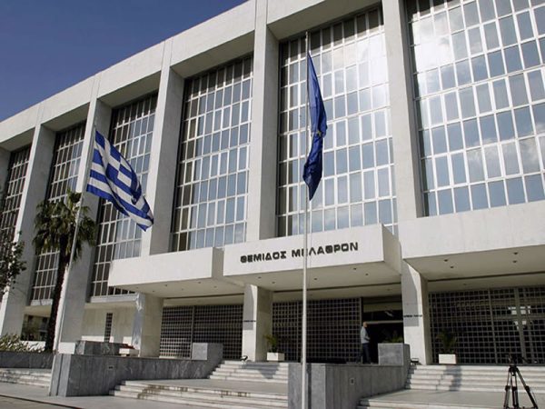 Εκλογές 2023: Συνωστισμός υποψηφιοτήτων στον Άρειο Πάγο – 45 κόμματα μέχρι τώρα έχουν υποβάλει δήλωση συμμετοχής