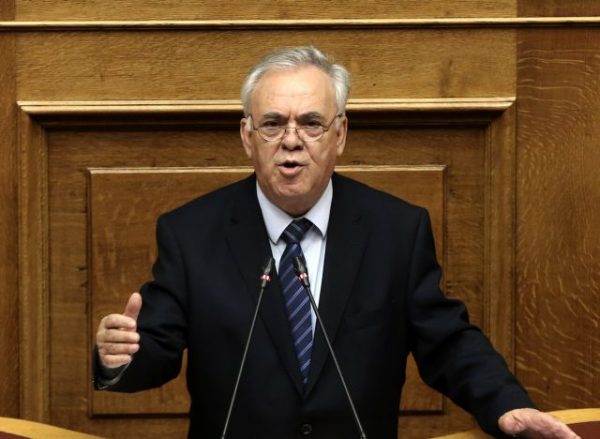 ΣΥΡΙΖΑ: «Βόμβες» Δραγασάκη για την επόμενη ημέρα