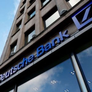 Deutsche Bank: Ανεβάζει τον πήχη για τις ελληνικές τράπεζες – Τι εκτιμά για έσοδα και DTC