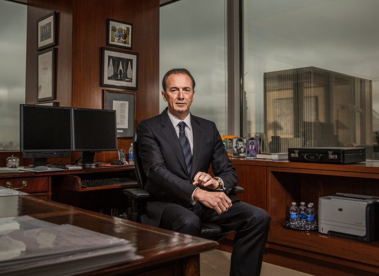 Morgan Stanley: Αποχωρεί ο Τζέιμς Γκόρμαν- Ποιος θεωρείται διάδοχος του