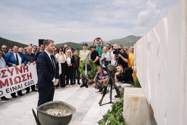 Ανδρουλάκης: Έχουμε χρέος να διεκδικήσουμε τις γερμανικές επανορθώσεις