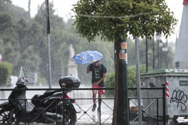 Καιρός: Αλλαγή στο σκηνικό από την Πέμπτη – Μεγάλη πτώση της θερμοκρασίας και ισχυροί άνεμοι