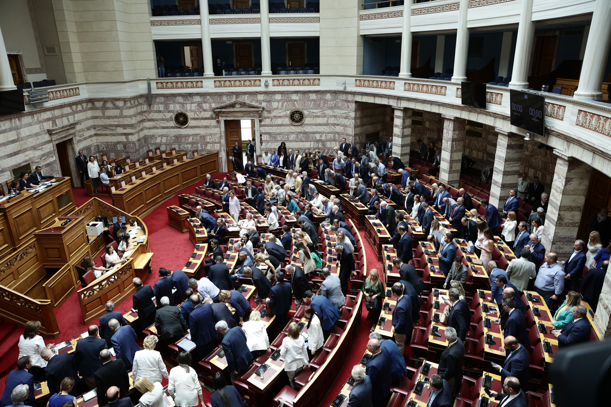 Στην Ολομέλεια της Βουλής το νομοσχέδιο για την ψήφο των Αποδήμων – Live η παρέμβαση του Κυριάκου Μητσοτάκη