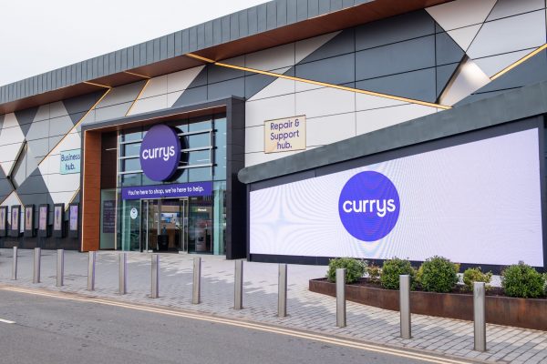 Currys: Κινεζικό ενδιαφέρον για την εταιρεία που πούλησε την Κωτσόβολος