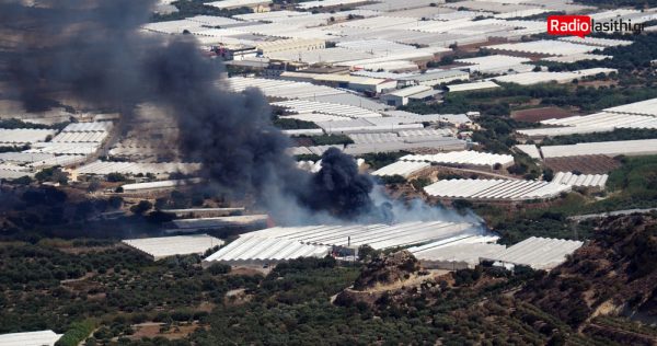 Φωτιά σε εξέλιξη στην Ιεράπετρα