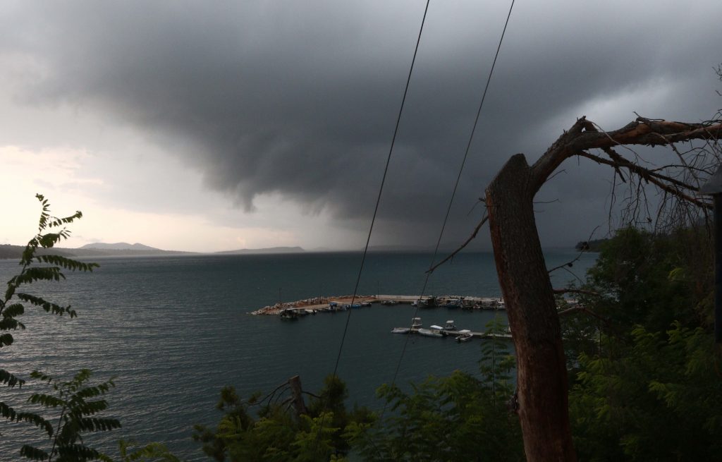 Καιρός σήμερα: Έρχονται βροχές και καταιγίδες