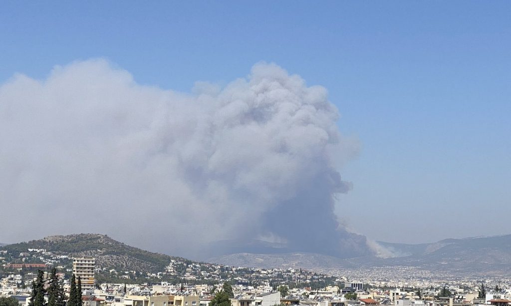 Wildfires in Greece:  50 people trapped in Kliiston Monastery, in Fyli: – 112 were sent to evacuate