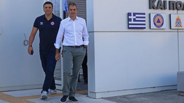 Στο Συντονιστικό Κέντρο στη Λάρισα ο Μητσοτάκης την Παρασκευή