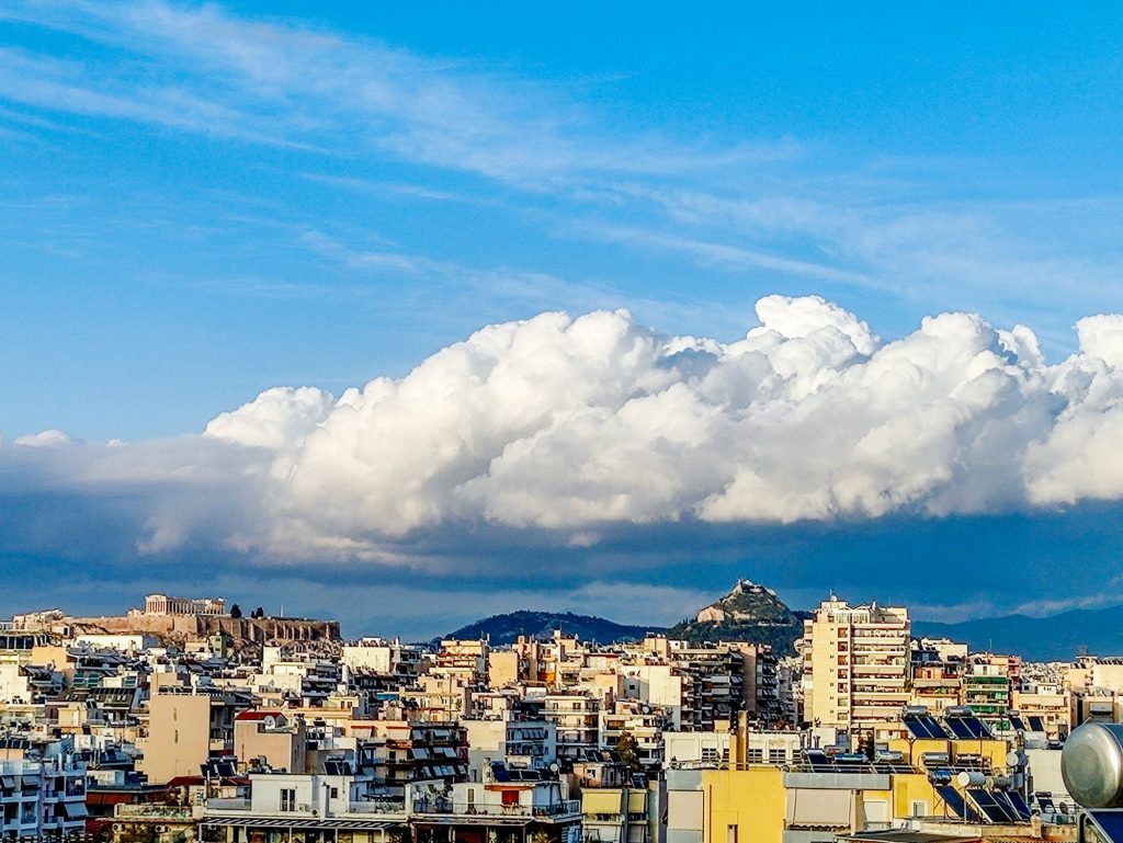 Καιρός σήμερα: Στους 34 βαθμούς η θερμοκρασία