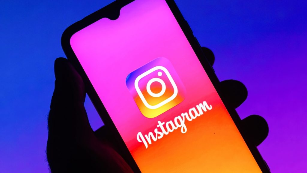 Sextortion: H Meta διέγραψε 63.000 λογαριασμούς στο instagram που συνδέονταν με σεξουαλικούς εκβιασμούς