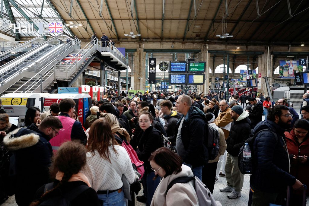 Eurostar: Ανοιξαν οι γραμμές από τις πλημμύρες, επανέναρξη δρομολογίων