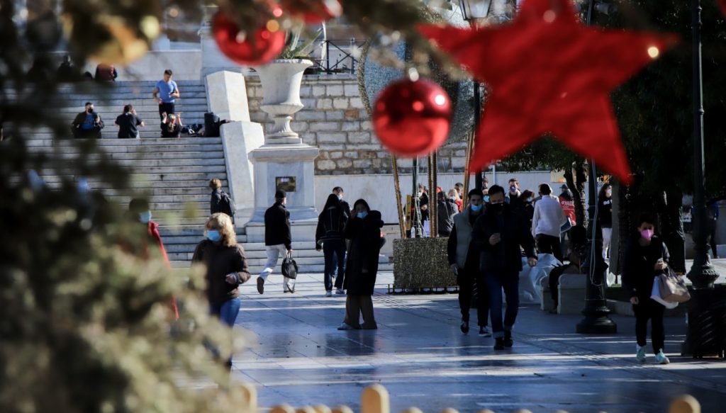 Υγεία: «Κόκκινο» χτυπά η εξάπλωση κορωνοϊού, γρίπης και RSV – Ασφυκτιούν τα νοσοκομεία 