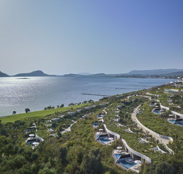 Costa Navarino: Ποδαρικό στη νέα σεζόν από τις 18 Φεβρουαρίου – Νέες πτήσεις από την Aegean για Καλαμάτα