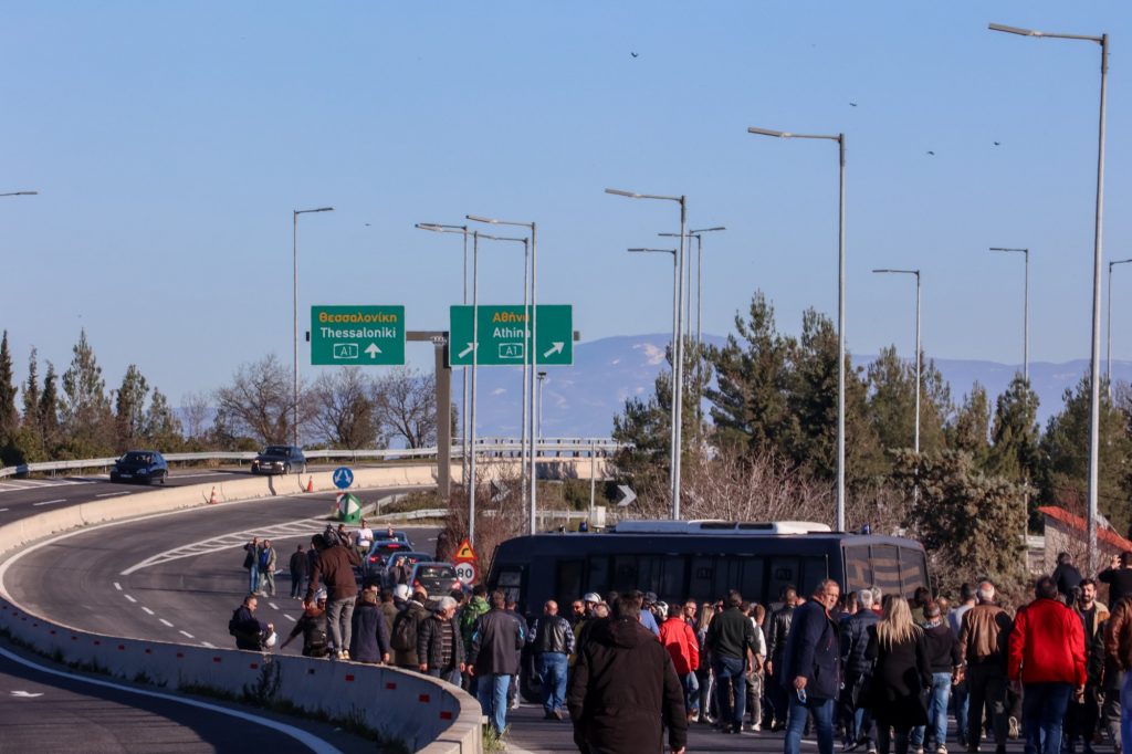 Aγρότες: Περιμένουν τις «κατάλληλες απαντήσεις» από τον Μητσοτάκη και όχι ψίχουλα