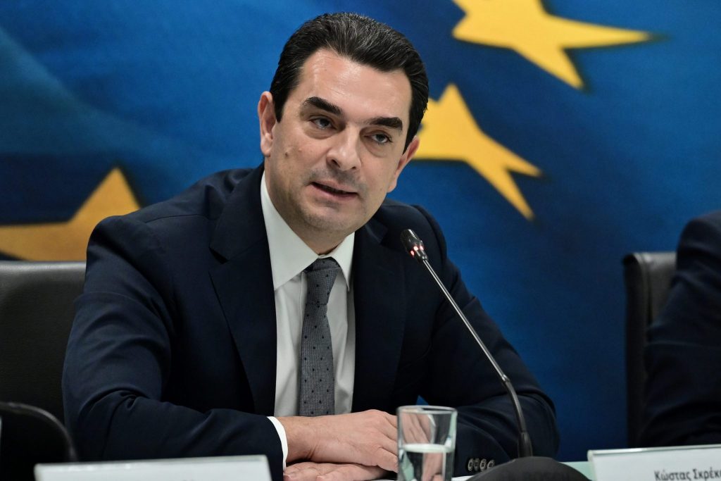 Σκρέκας: Εντατικοί έλεγχοι στην αγορά – Έρχονται το «Καλάθι των νονών» και το «Καλάθι του Πάσχα»