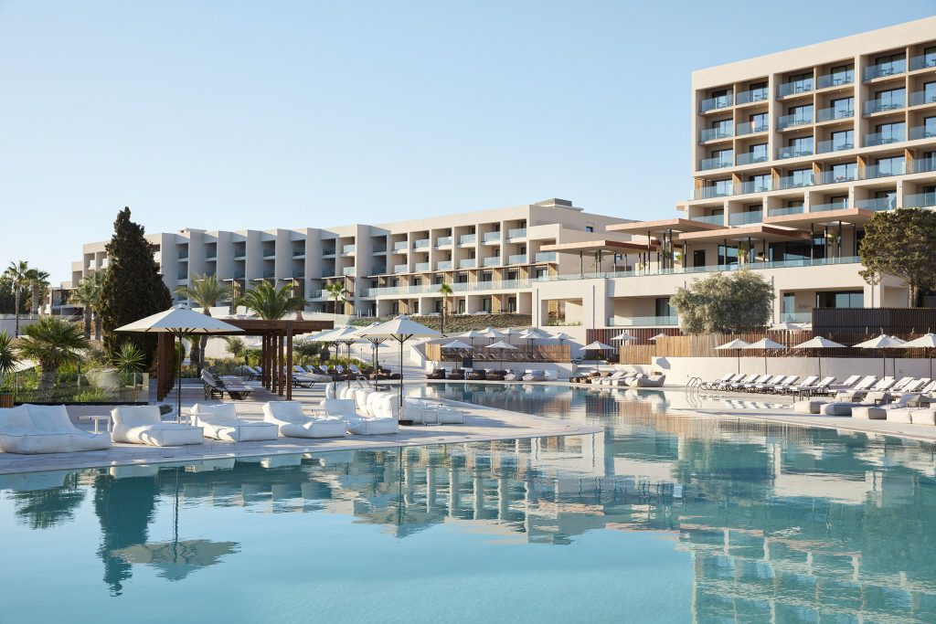 Τα Ella Resorts επενδύουν στους ανθρώπους τους