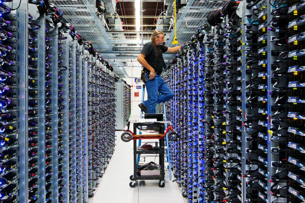 Google: Μεγάλη επένδυση 640 εκατ. δολαρίων σε νέο data center στην Ολλανδία