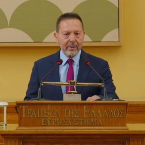 Γιάννης Στουρνάρας: Η Ευρώπη θα απαντήσει αν ο Τραμπ επιβάλει δασμούς