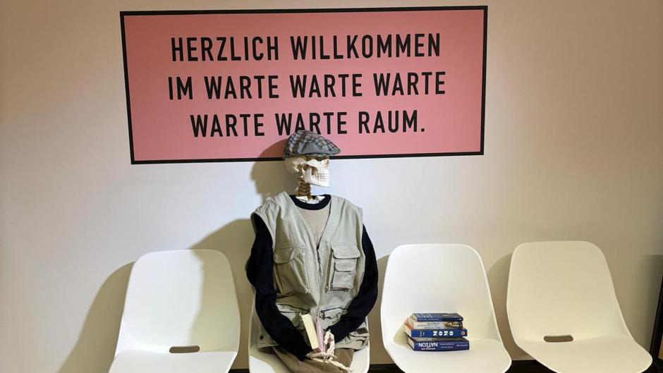 Deutsche Welle: Ένα μουσείο σατιρίζει τη γερμανική γραφειοκρατία