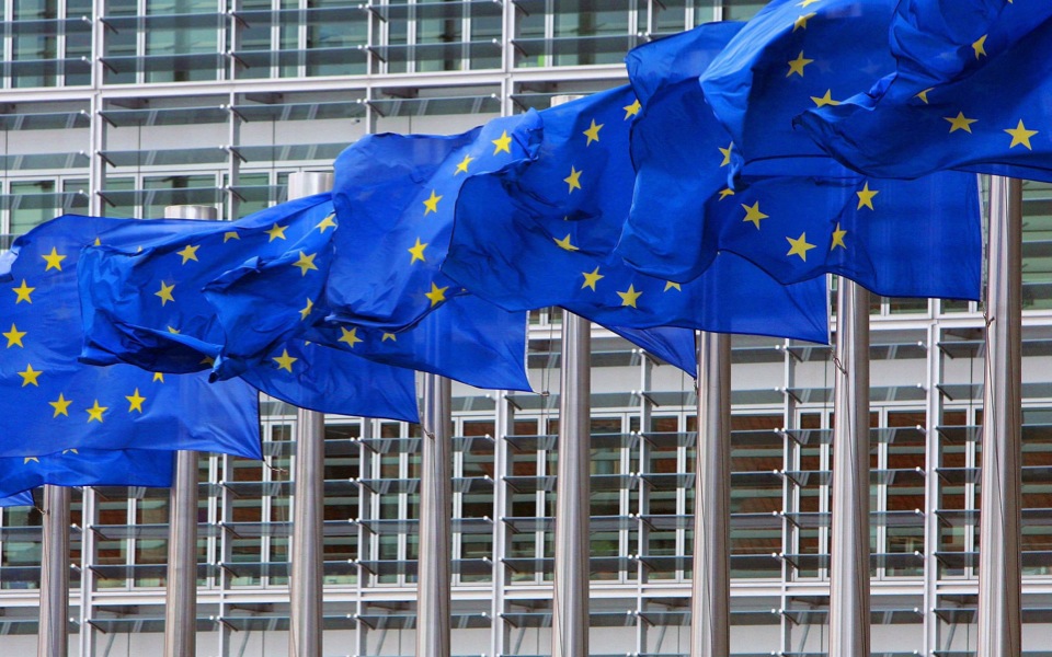 Eυρωβαρόμετρο: Οι 8 στους 10 πολίτες ζητούν ισχυρότερο ρόλο της ΕΕ στη διαχείριση κρίσεων