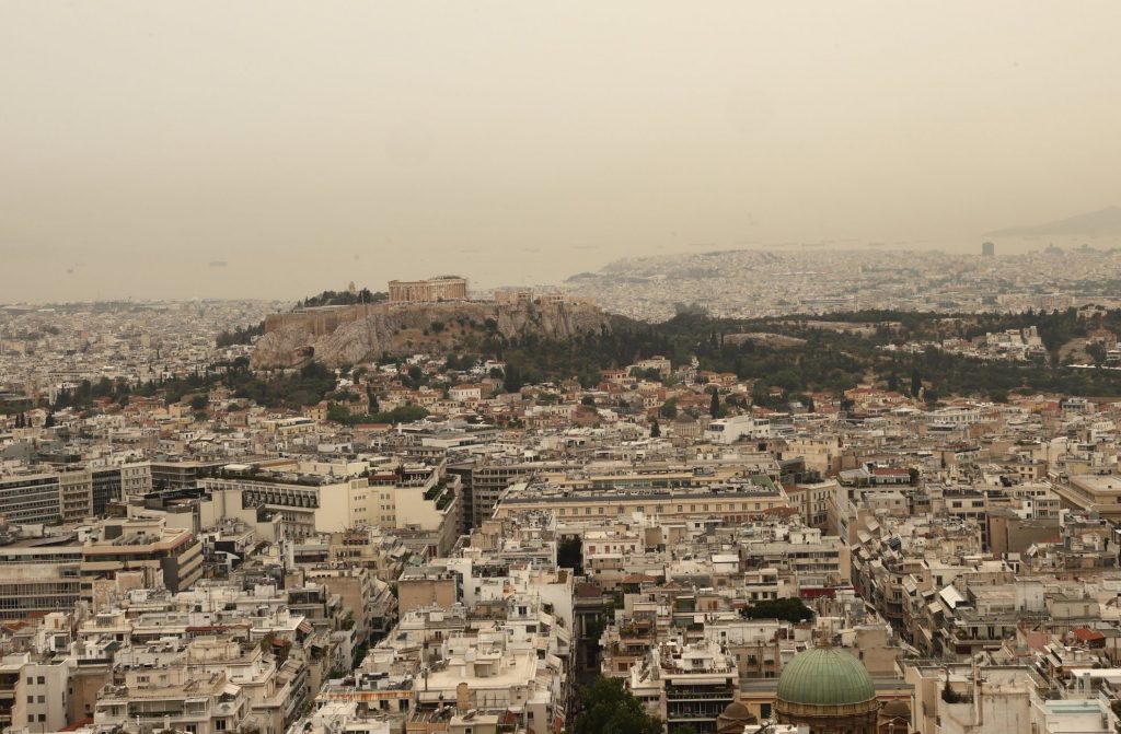 Καιρός: Αφρικανική σκόνη με 38άρια