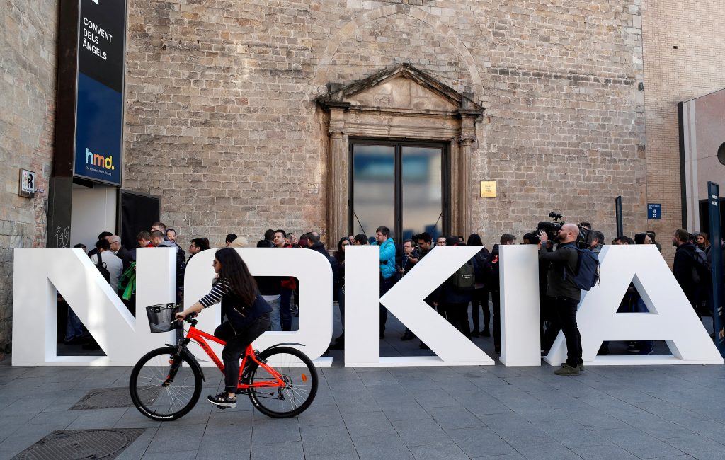 Nokia: Βουτιά μετοχής 8% μετά τις χαμηλότερες πωλήσεις τριμήνου από το 2015