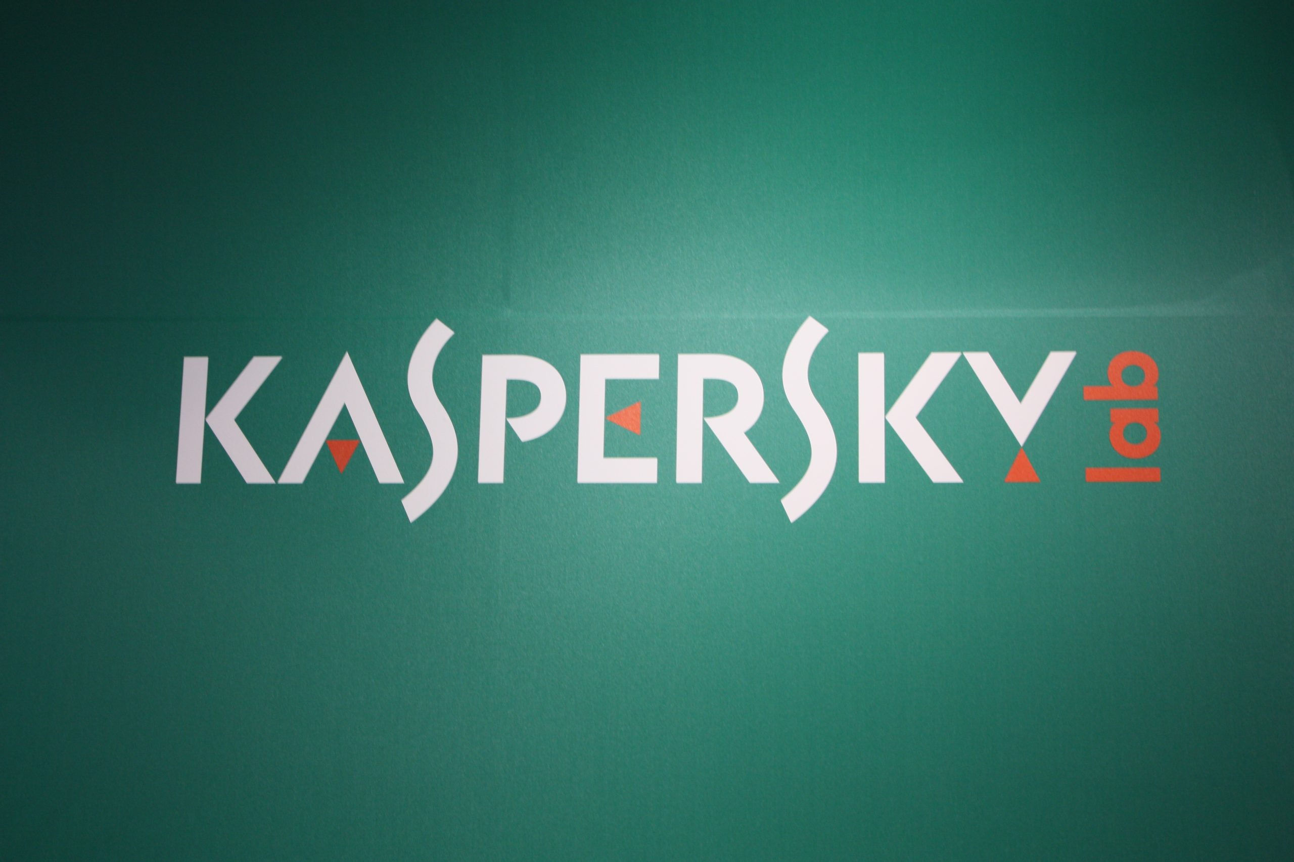 Kaspersky Lab: Μπήκε στο στόχαστρο αμερικανικών κυρώσεων