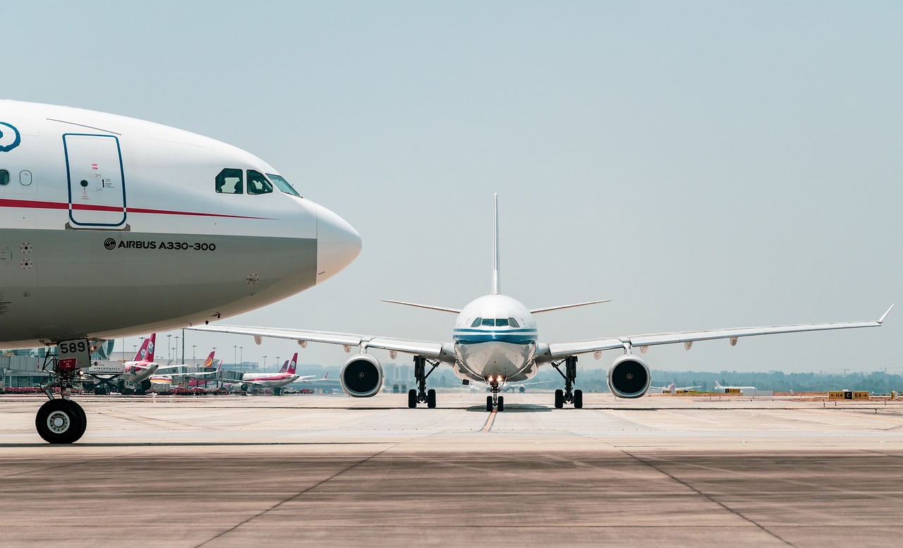 Αεροπορικές εταιρείες: Γιατί το καλοκαίρι δεν αρκεί για να αυξήσει τα κέρδη τους