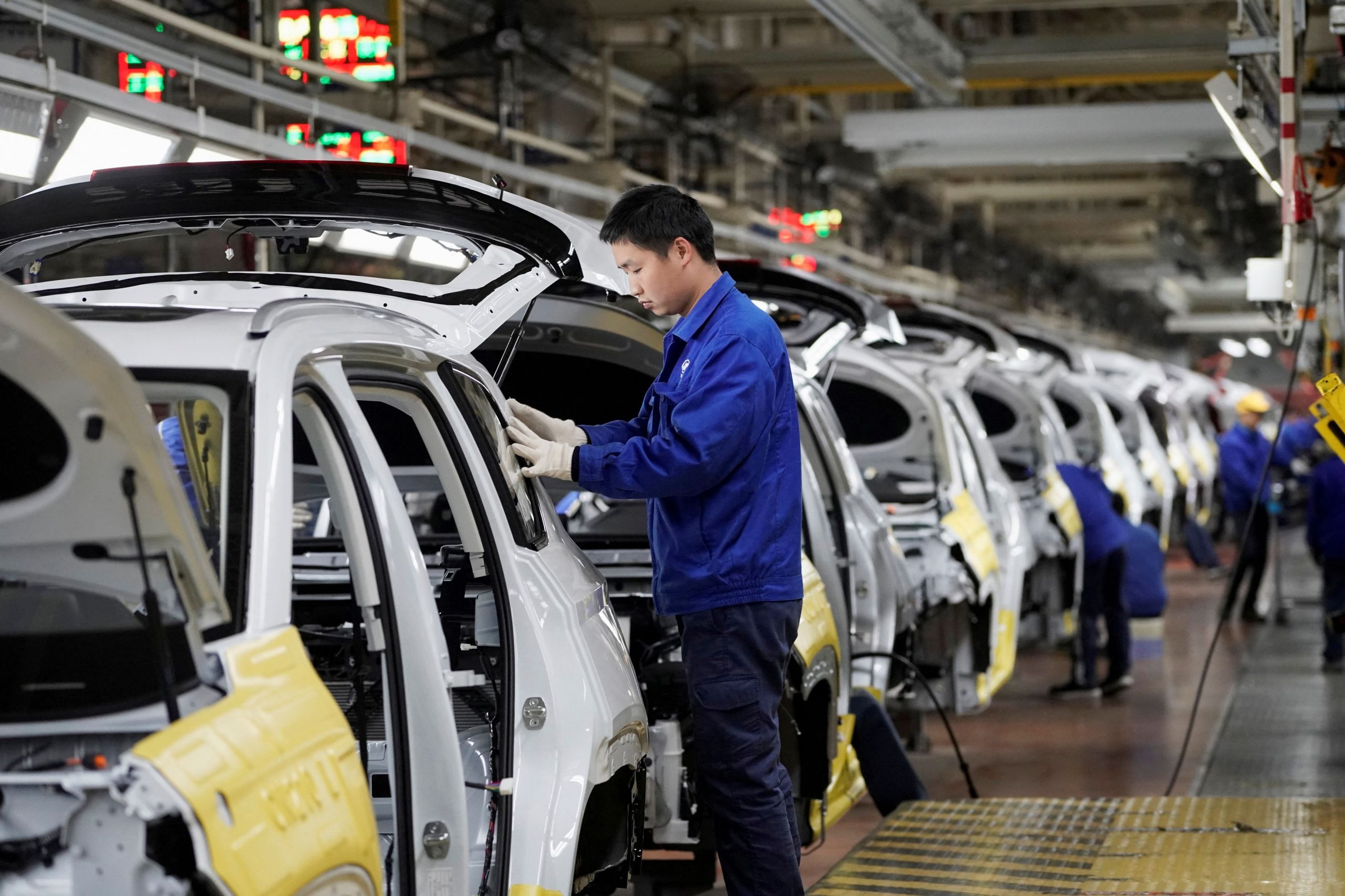 Αυτοκινητοβιομηχανία: Οι κινεζικές εταιρείες θα ελέγχουν το 33% της παγκόσμιας αγοράς το 2030