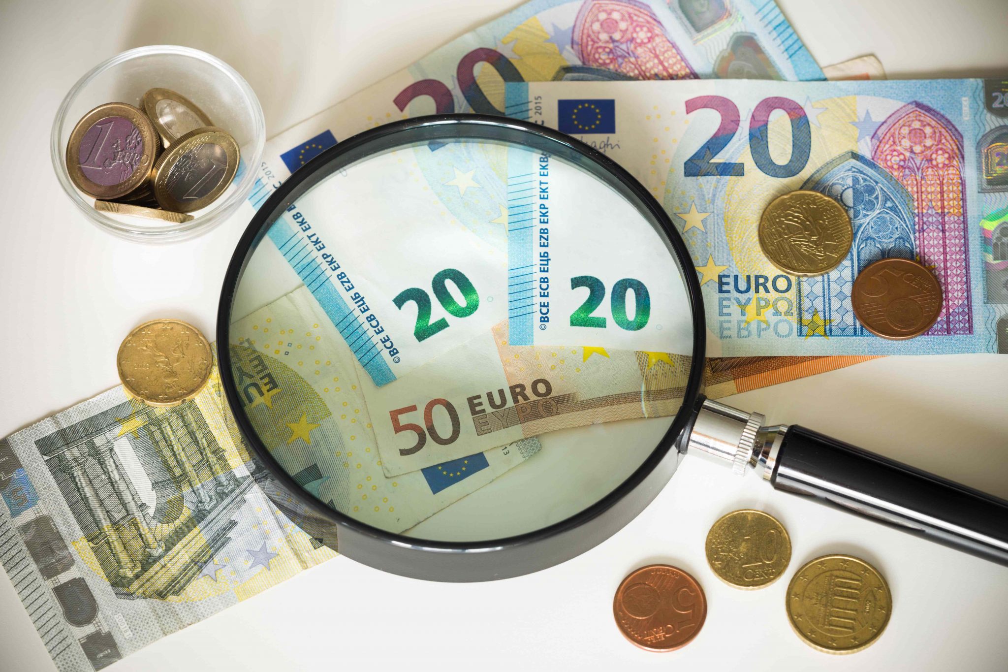 Γαλλία: Ανοδική αντίδραση για το ευρώ