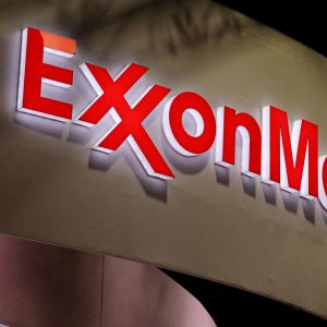 ExxonMobil: Η Καλιφόρνια την μηνύει για τον ρόλο της στην παγκόσμια ρύπανση από πλαστικά απόβλητα