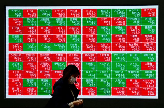 Ασιατικά χρηματιστήρια: Προβλημάτισε η Κίνα – Απώλειες για Haidilao, Shenzhou, Budweiser