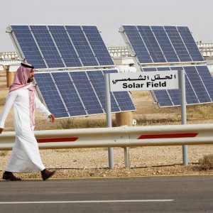 Saudi Aramco: Tα τρία στοιχήματα για να κερδίσει το παιχνίδι του πετρελαίου