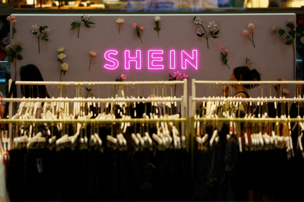 Shein: Βουνό τα εμπόδια στον δρόμο προς το χρηματιστήριο