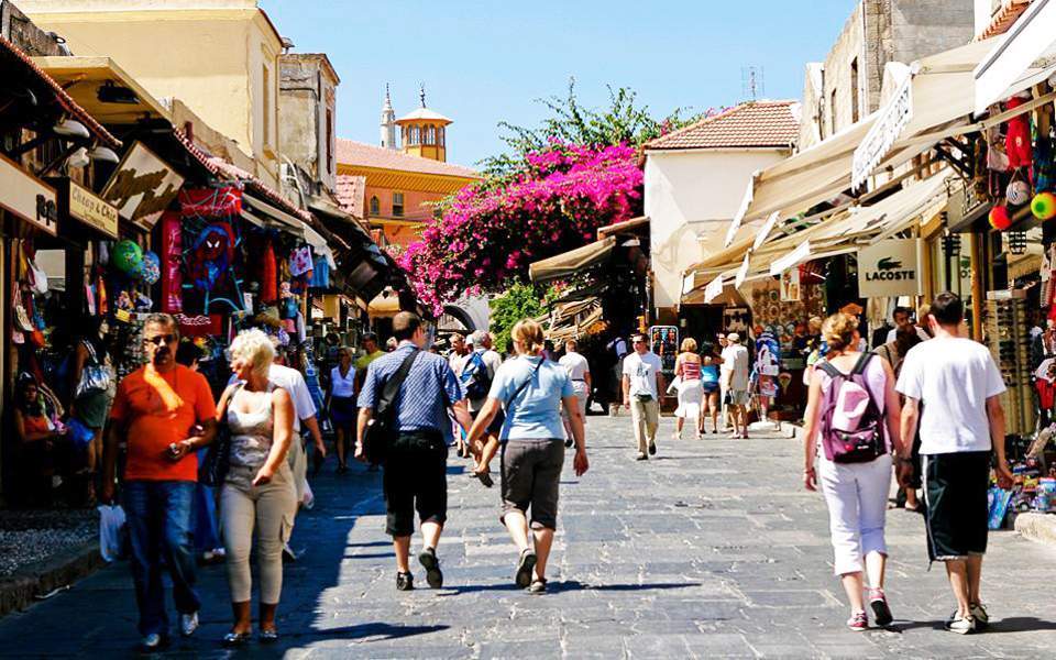 Tourism: Greece Ranks 9th in Global Growth