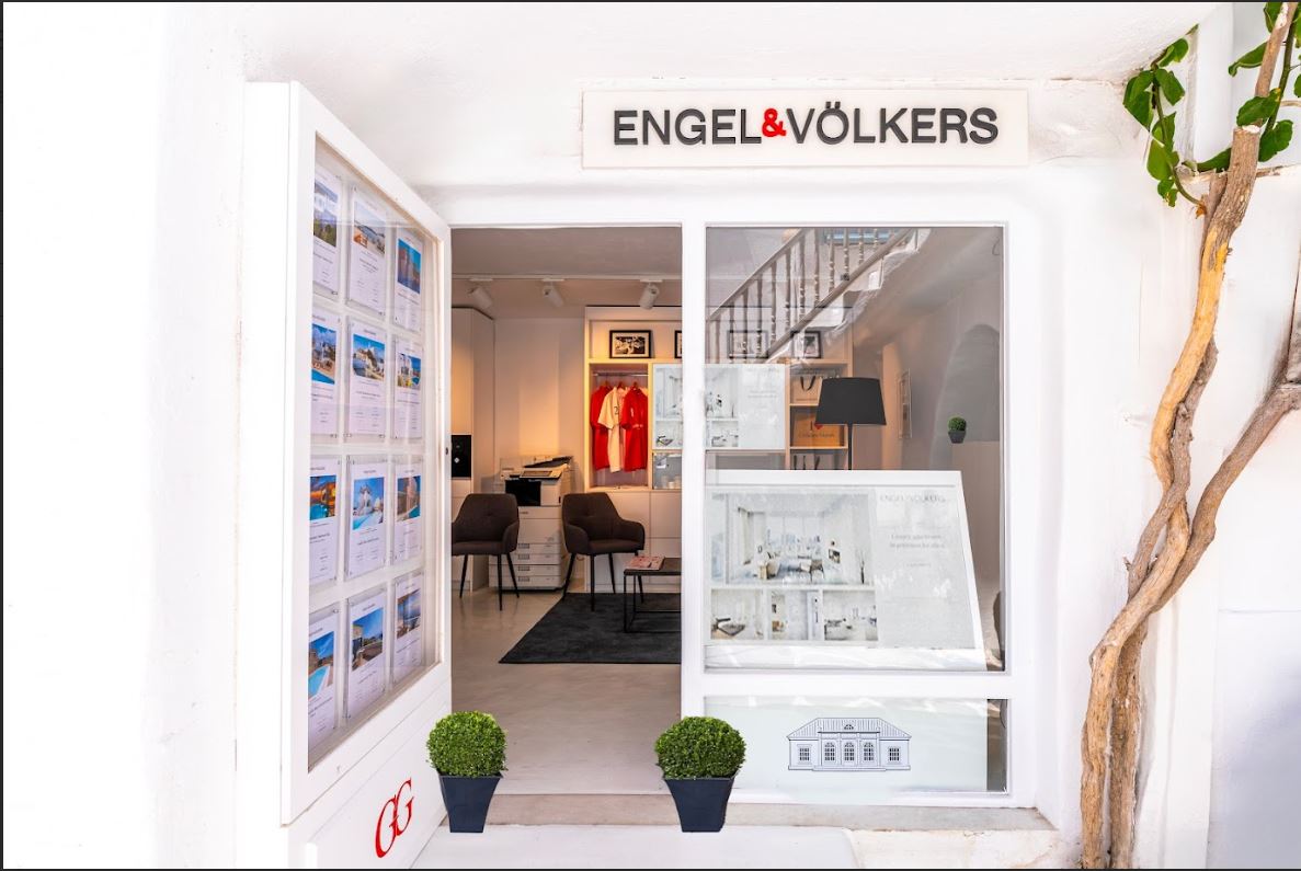 Engel & Völkers: Νέο κατάστημα στην Πάρο – Ανεβαίνει η ζήτηση για ακίνητα στις Κυκλάδες