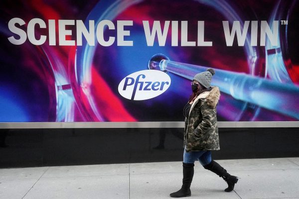 Pfizer: Επέκταση των εγκαταστάσεων στη Θεσσαλονίκη μέχρι το τέλος του 2026