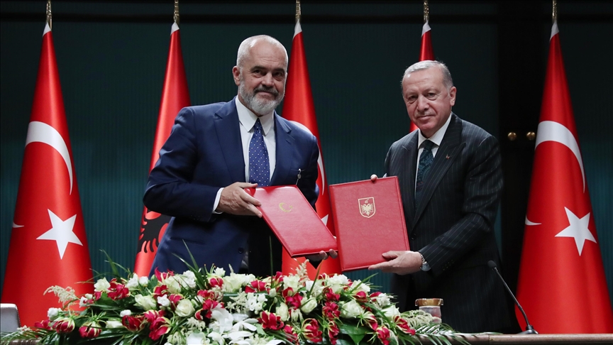 Τουρκία: Επεκτείνει την οικονομική της επιρροή στην Αλβανία